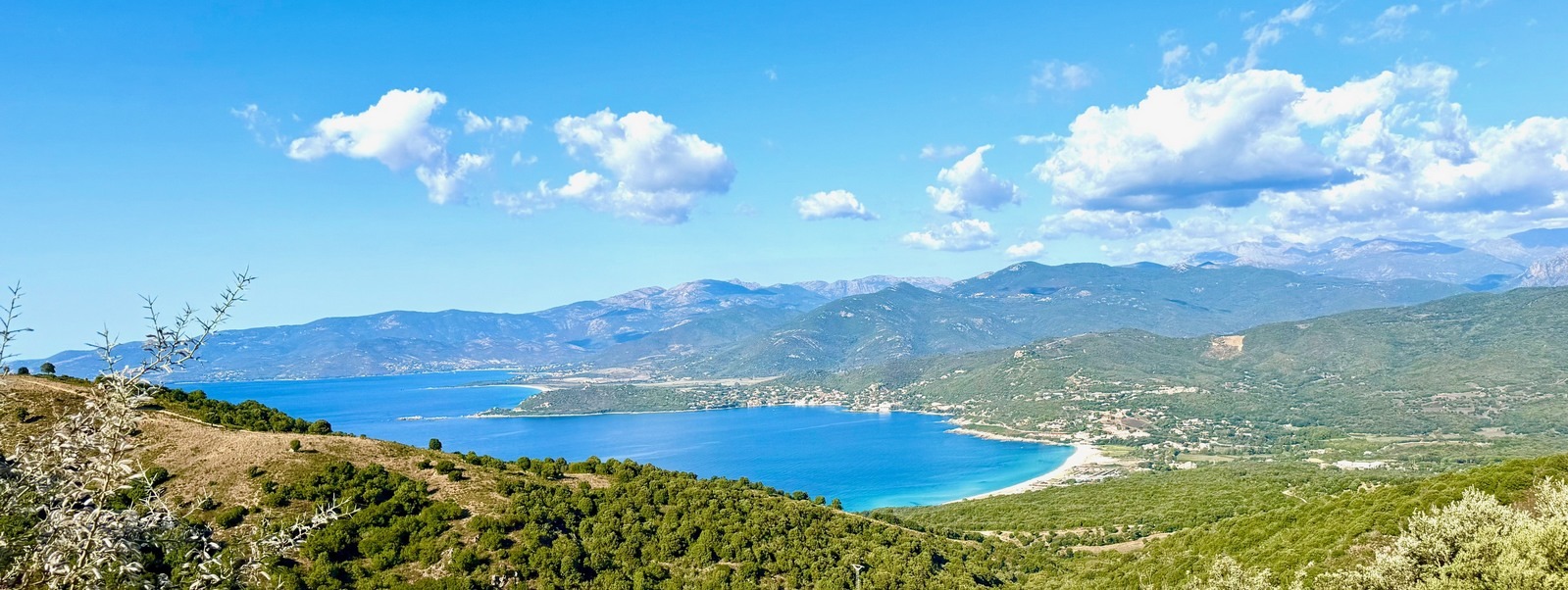 Une vue imprenable, entre mer et montagne